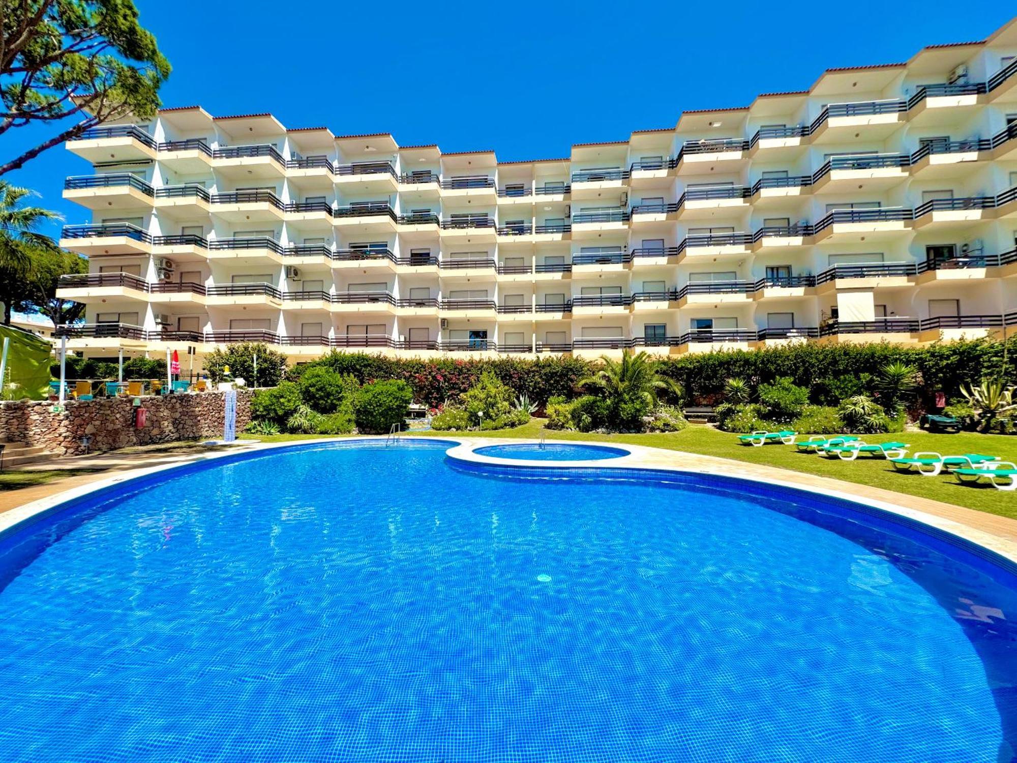 Vilamoura Palm Tree With Pool By Homing Esterno foto